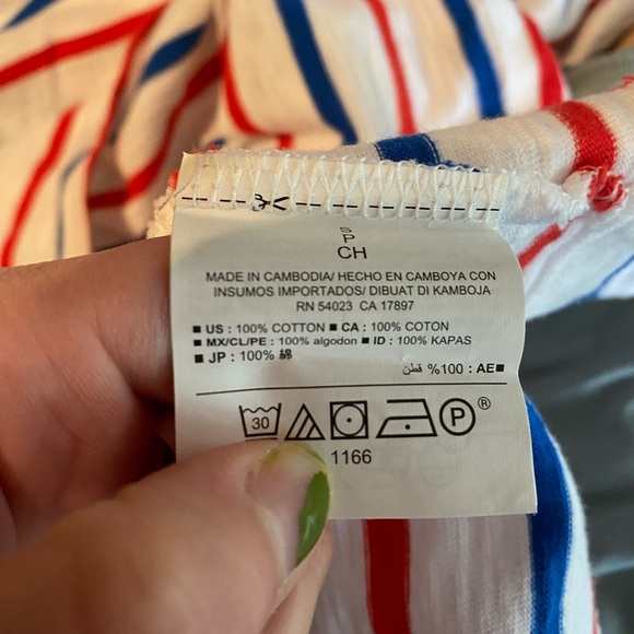 Old Navy Striped Tee - Picture 3 of 4